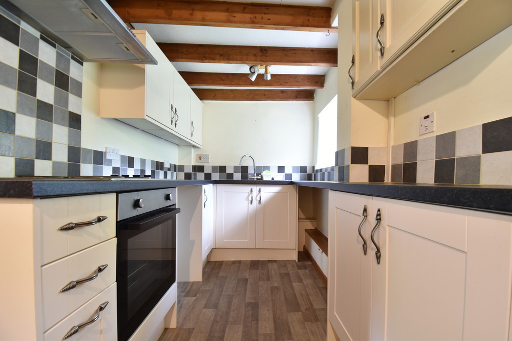 2 bed terraced house for sale in North End, Northallerton 2