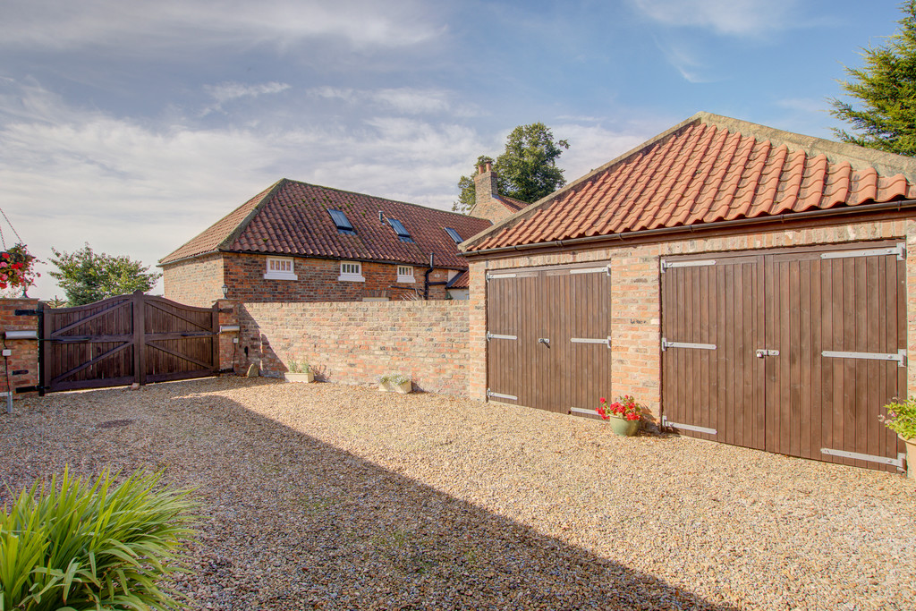 5 bed barn conversion for sale in Ainderby Road, Northallerton  - Property Image 25