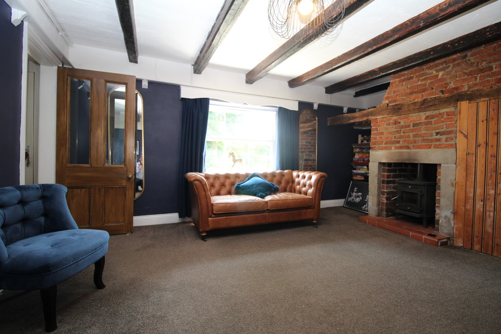 4 bed for sale  - Property Image 7