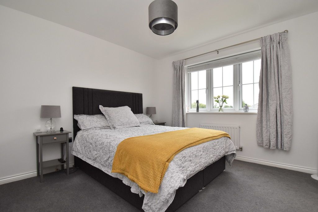 5 bed detached house for sale in Kentbeck Drive, Darlington  - Property Image 14