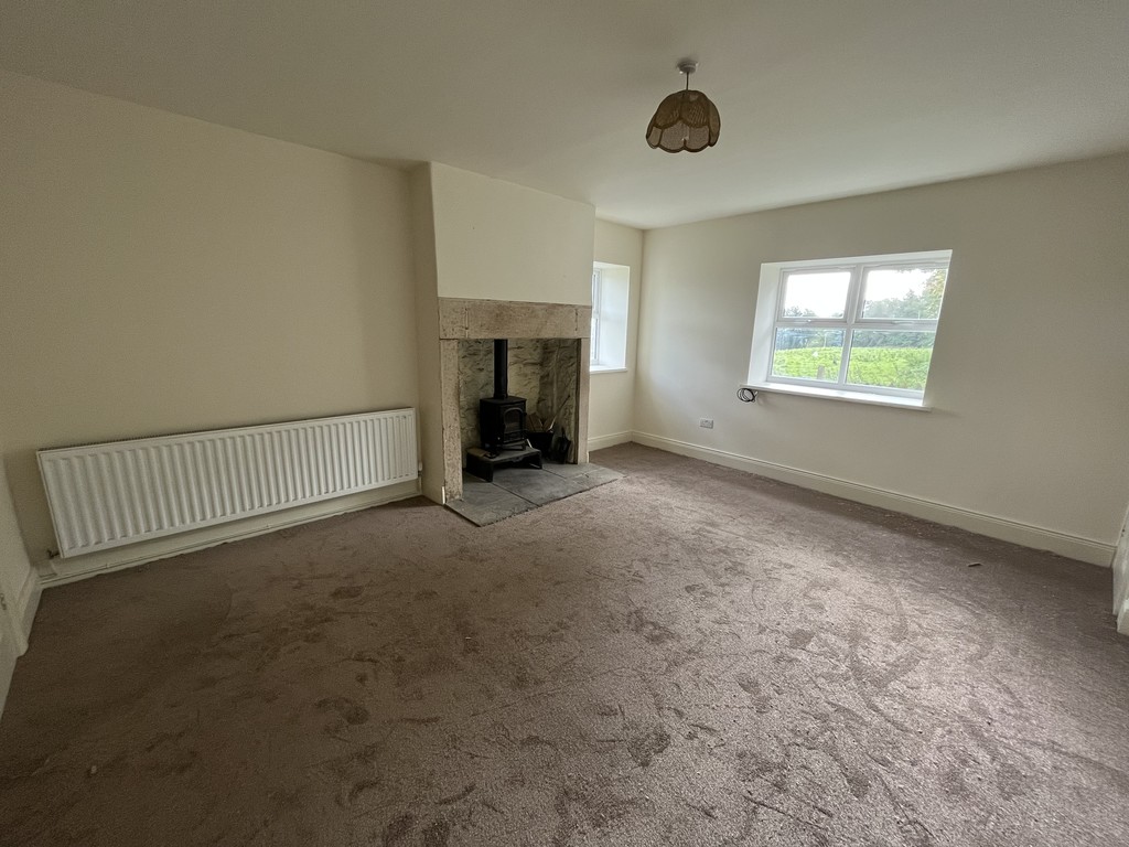 1 bed semi-detached house to rent, Hexham 2
