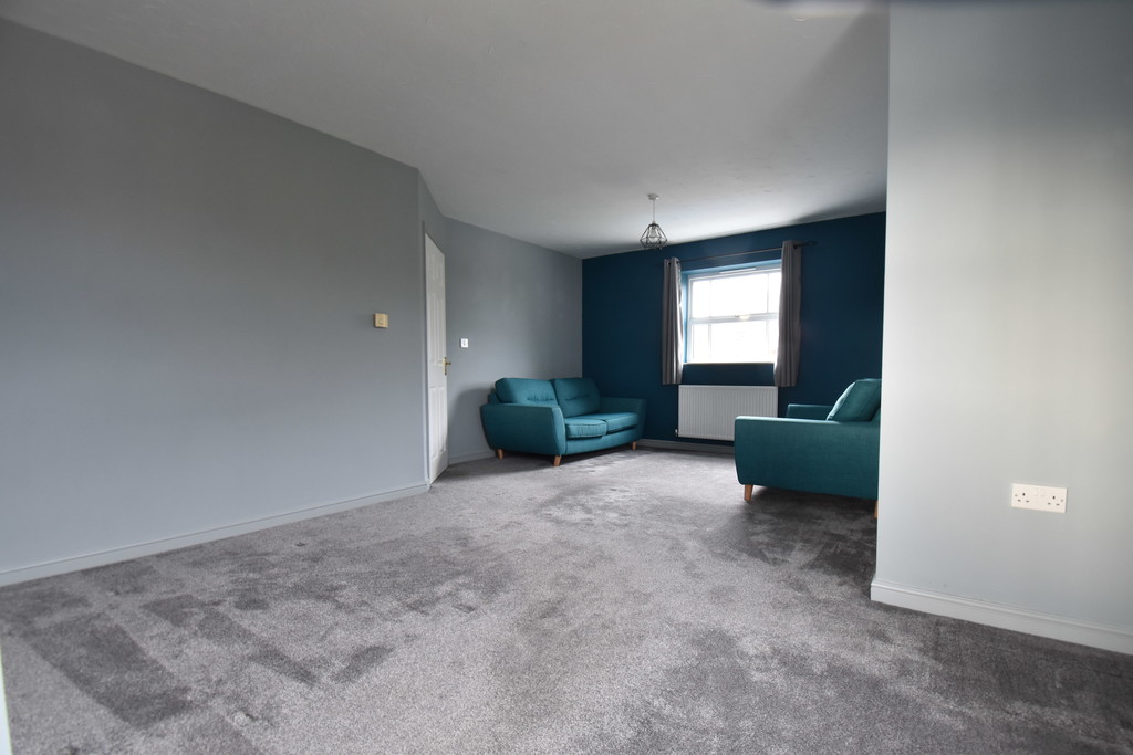 2 bed apartment for sale in Weavers Green, Northallerton  - Property Image 3