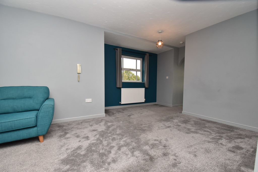 2 bed apartment for sale in Weavers Green, Northallerton  - Property Image 5
