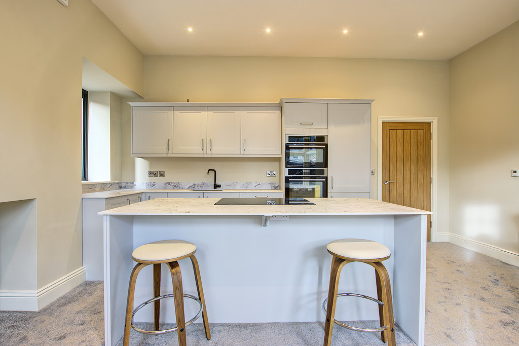 2 bed apartment for sale in South Parade, Northallerton  - Property Image 6