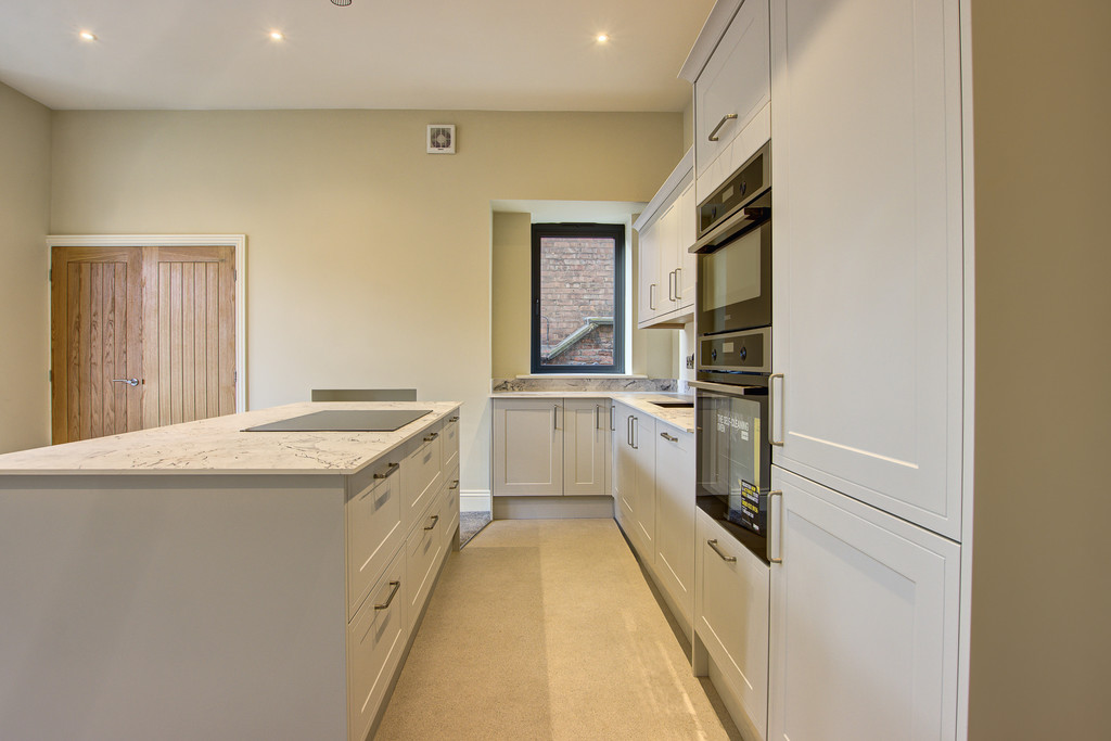 2 bed apartment for sale in South Parade, Northallerton  - Property Image 2