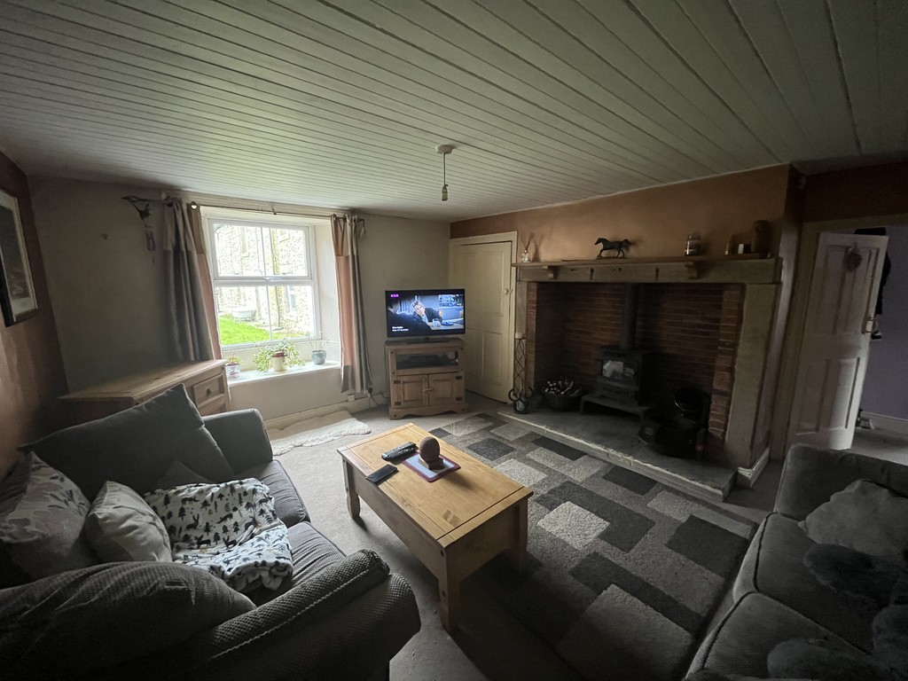 3 bed end of terrace house to rent, Hexham  - Property Image 2