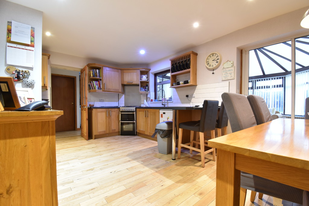 4 bed semi-detached house for sale in The Crescent, Northallerton  - Property Image 2