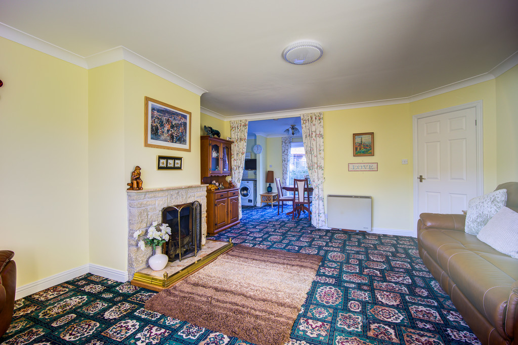 2 bed semi-detached bungalow for sale in The Cherry Trees, Newcastle Upon Tyne  - Property Image 9