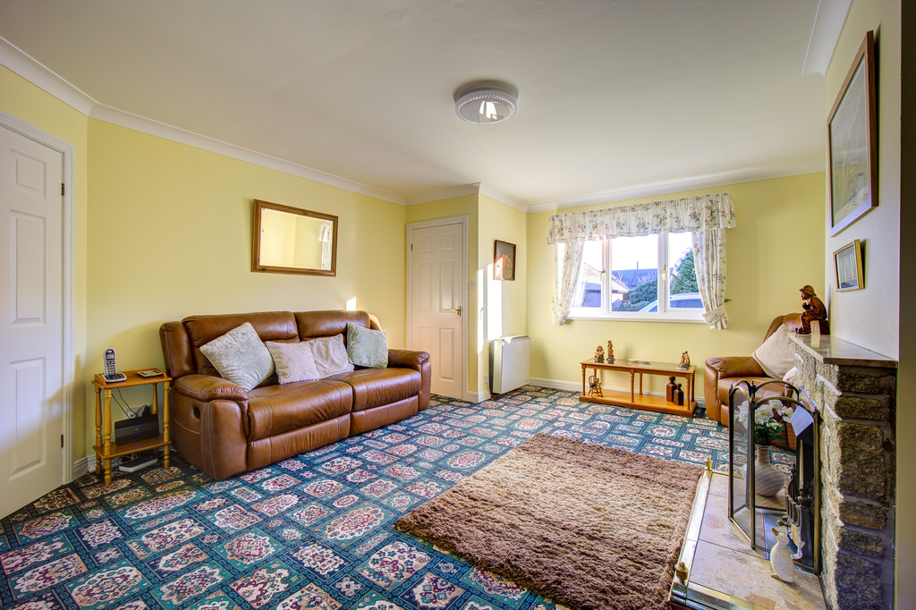 2 bed semi-detached bungalow for sale in The Cherry Trees, Newcastle Upon Tyne  - Property Image 8