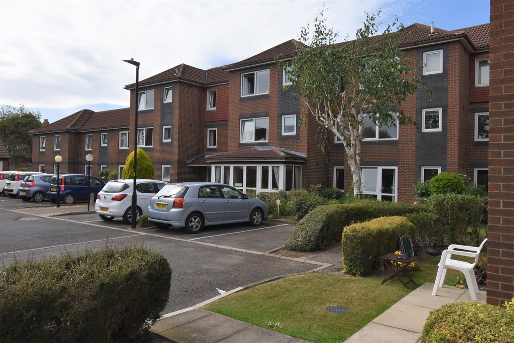 2 bed apartment to rent in Arden Court, Northallerton  - Property Image 1