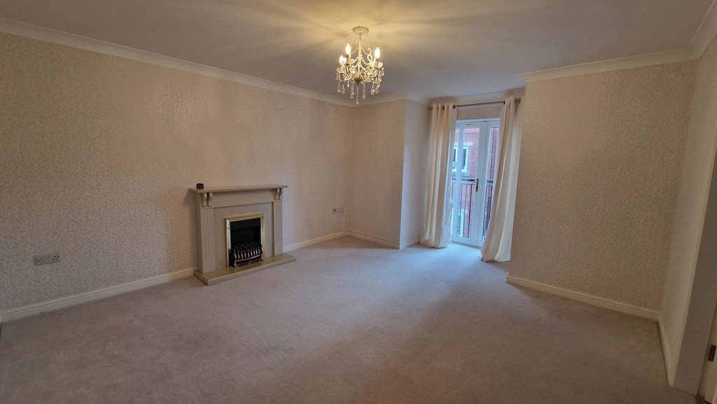 2 bed apartment for sale in Battle Hill, Hexham 2