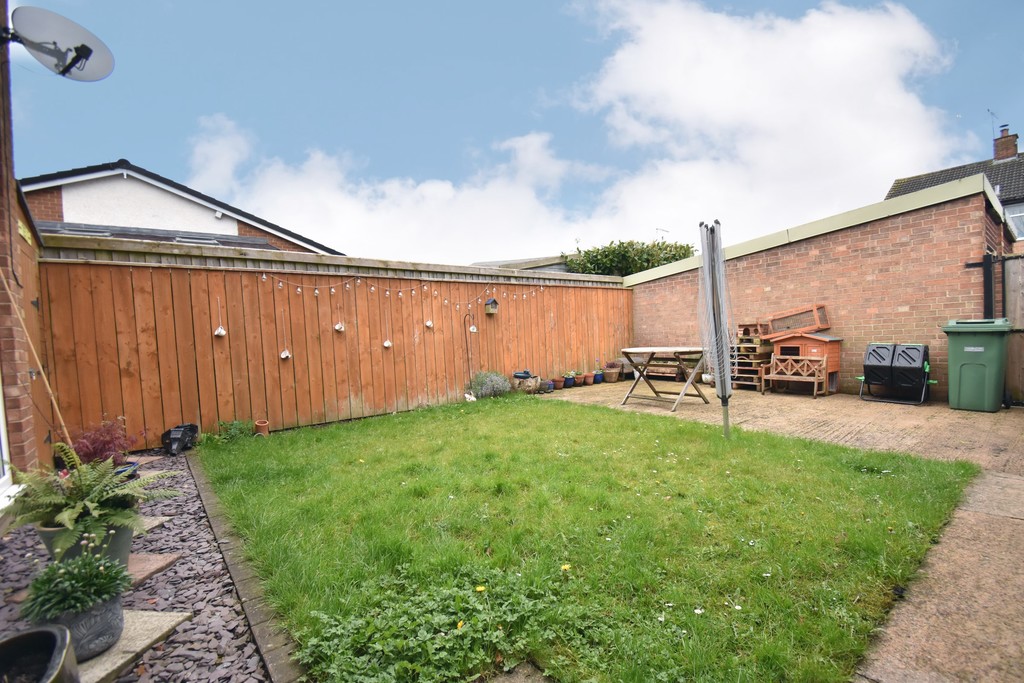 3 bed end of terrace house for sale in Oak Grove, Northallerton  - Property Image 8