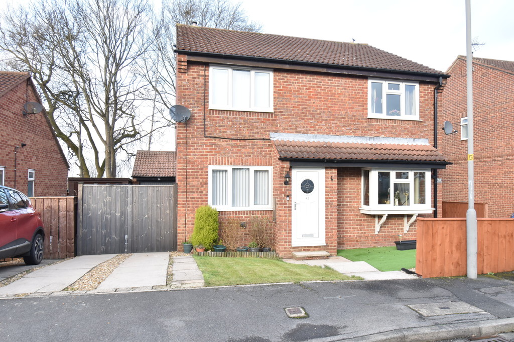 2 bed semi-detached house for sale in Scholla View, Northallerton  - Property Image 1