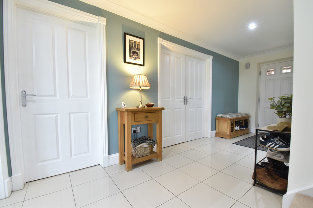 5 bed detached house for sale in Oak Mount Court, Northallerton  - Property Image 10