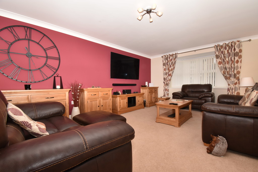 5 bed detached house for sale in Oak Mount Court, Northallerton  - Property Image 6