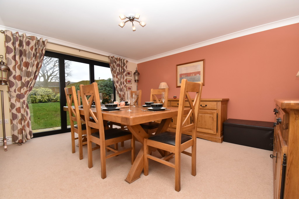 5 bed detached house for sale in Oak Mount Court, Northallerton  - Property Image 9