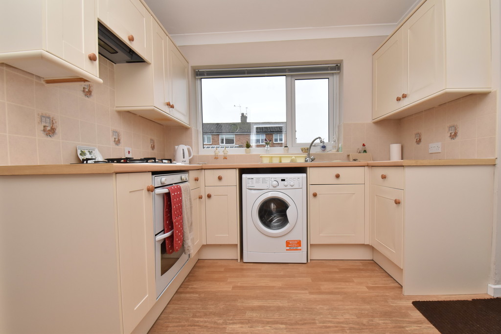 3 bed semi-detached house for sale in Coverham Close, Northallerton  - Property Image 6