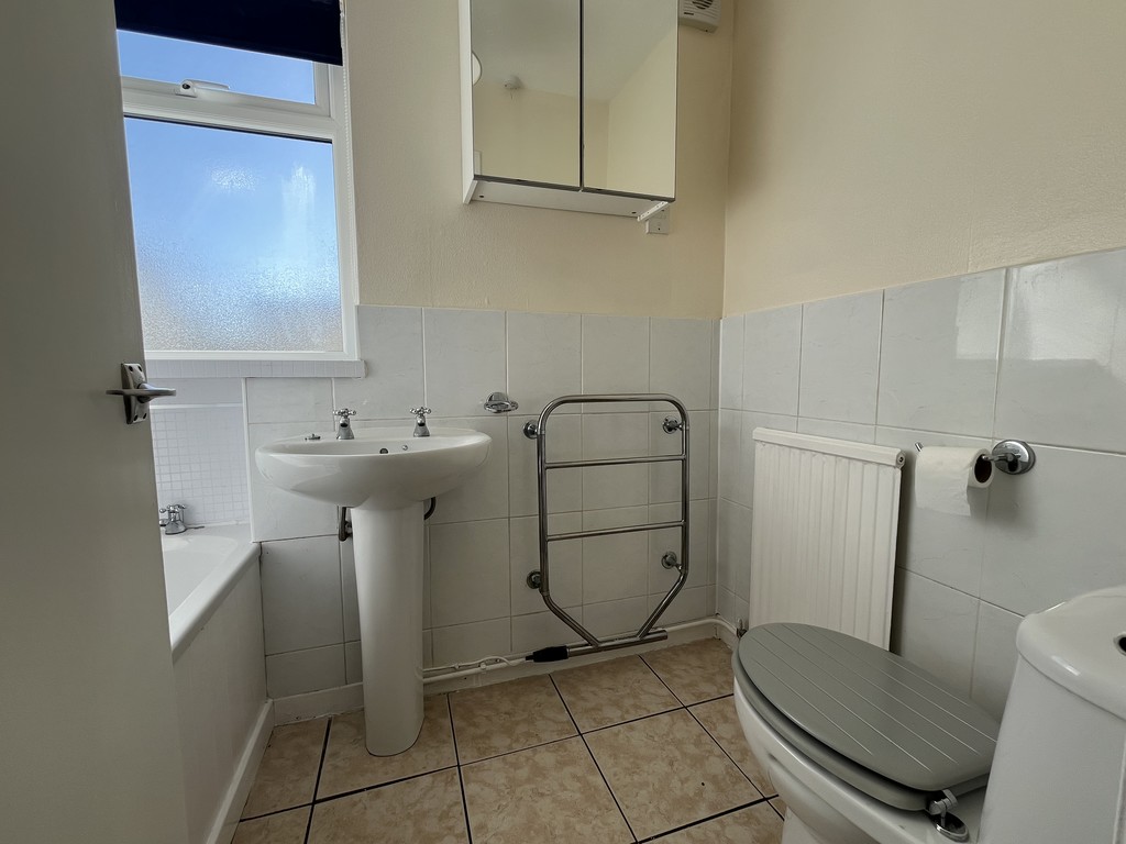 3 bed apartment to rent in Front Street, Hexham  - Property Image 5