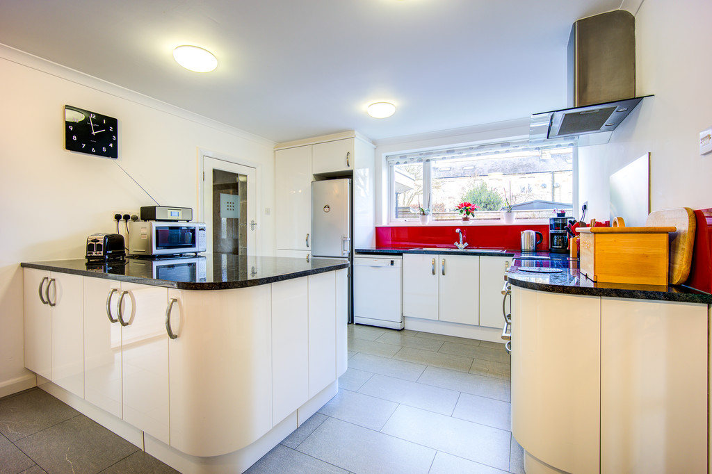 4 bed semi-detached house for sale in Mount View Terrace, Stocksfield  - Property Image 5