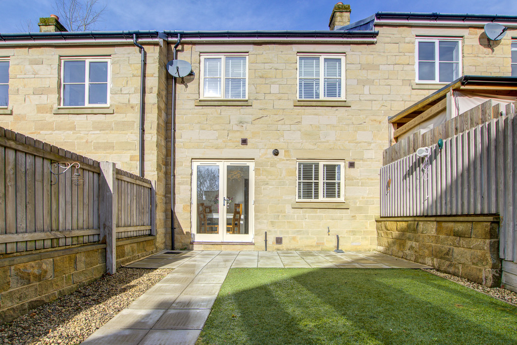 3 bed terraced house for sale in Orchard Gardens, Haltwhistle  - Property Image 17
