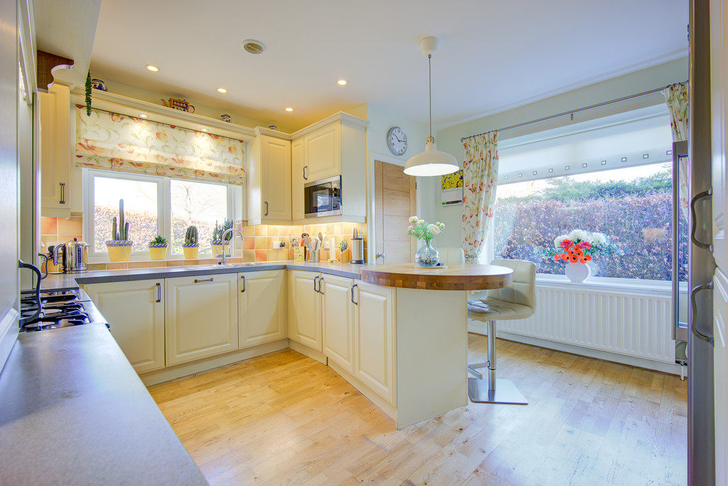 5 bed detached house for sale, Hexham 1