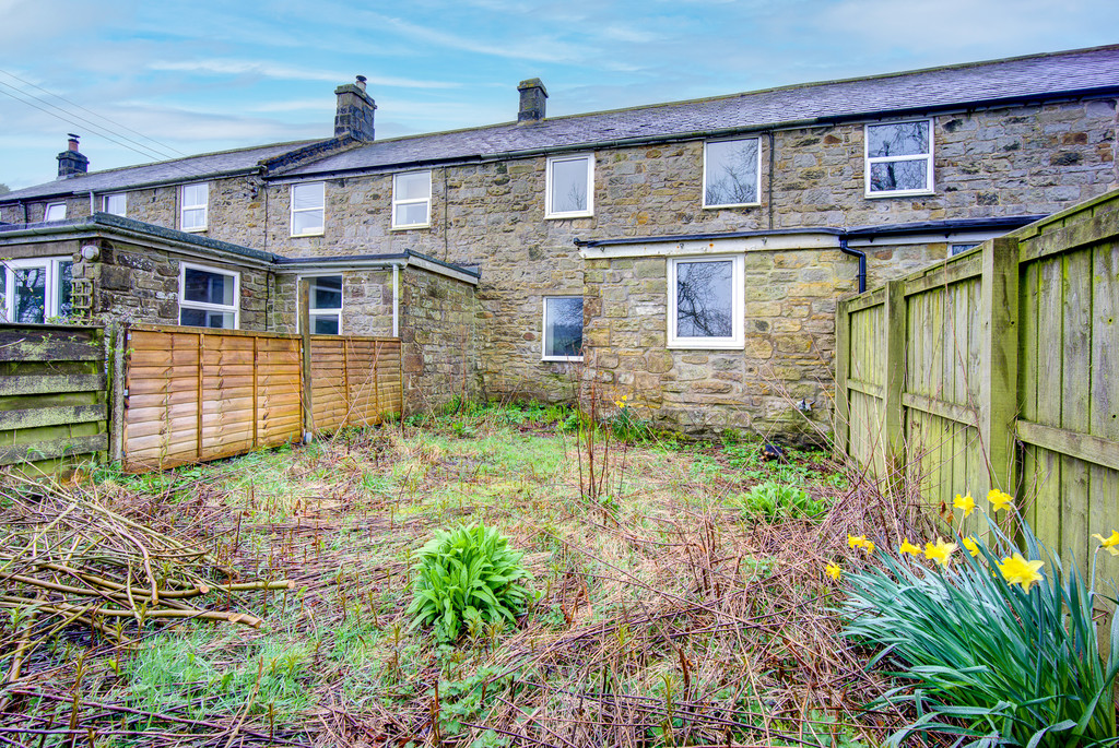 2 bed terraced house for sale in Middle Cowden Cottages, Hexham  - Property Image 14