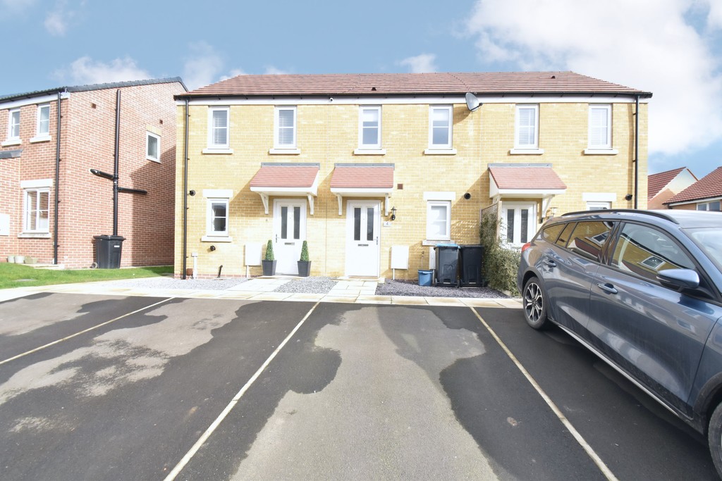 2 bed terraced house for sale in Brickside Way, Northallerton  - Property Image 1