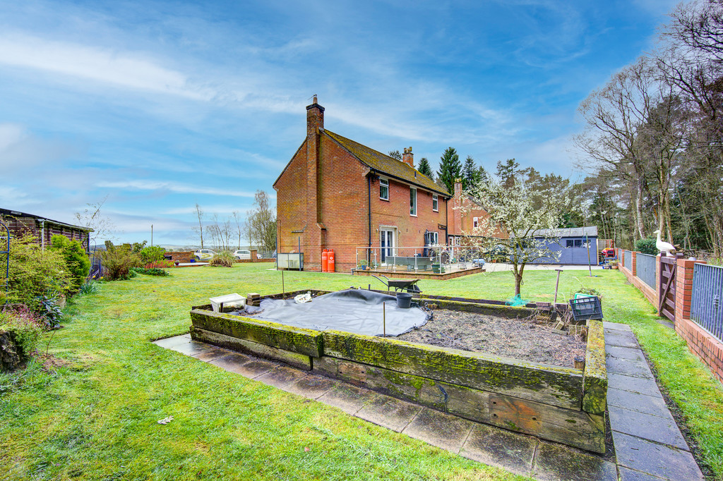 4 bed terraced house for sale in Otterburn Camp, Newcastle Upon Tyne  - Property Image 21