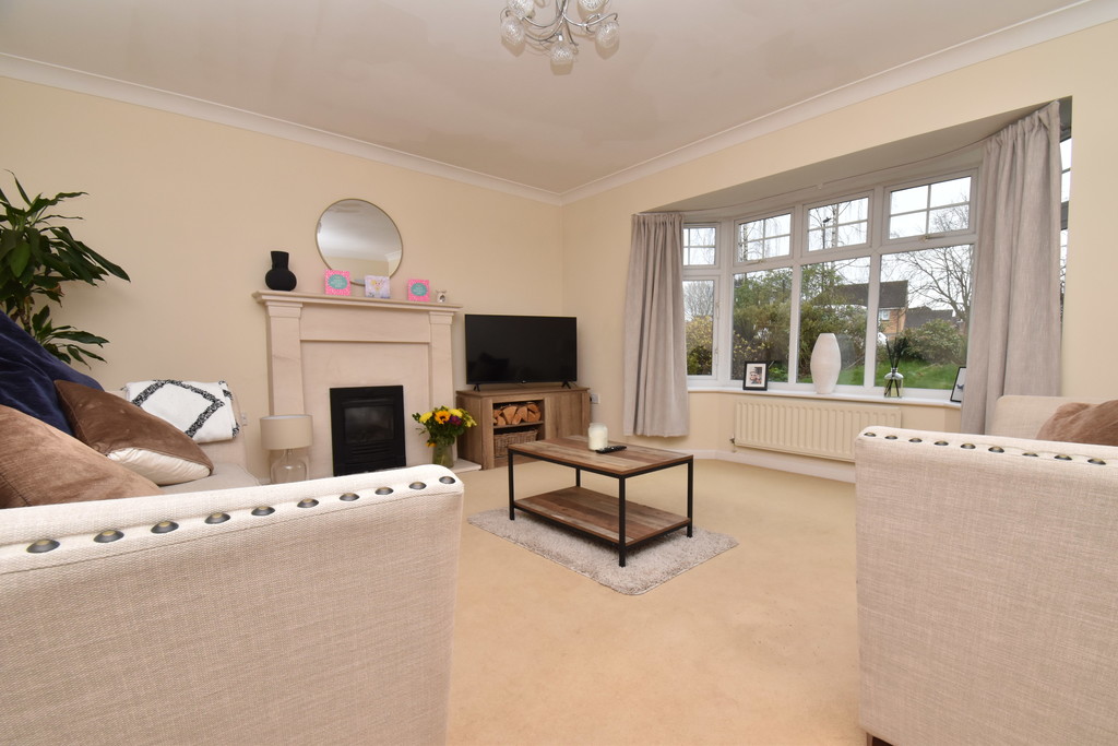 4 bed detached house for sale in Harewood Chase, Northallerton 1