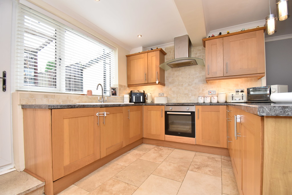3 bed end of terrace house for sale in Front Street, Northallerton  - Property Image 6