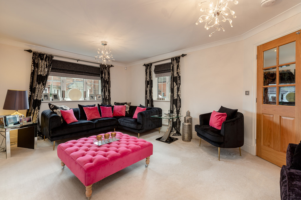 4 bed detached house for sale in Ascot Close, Northallerton  - Property Image 3