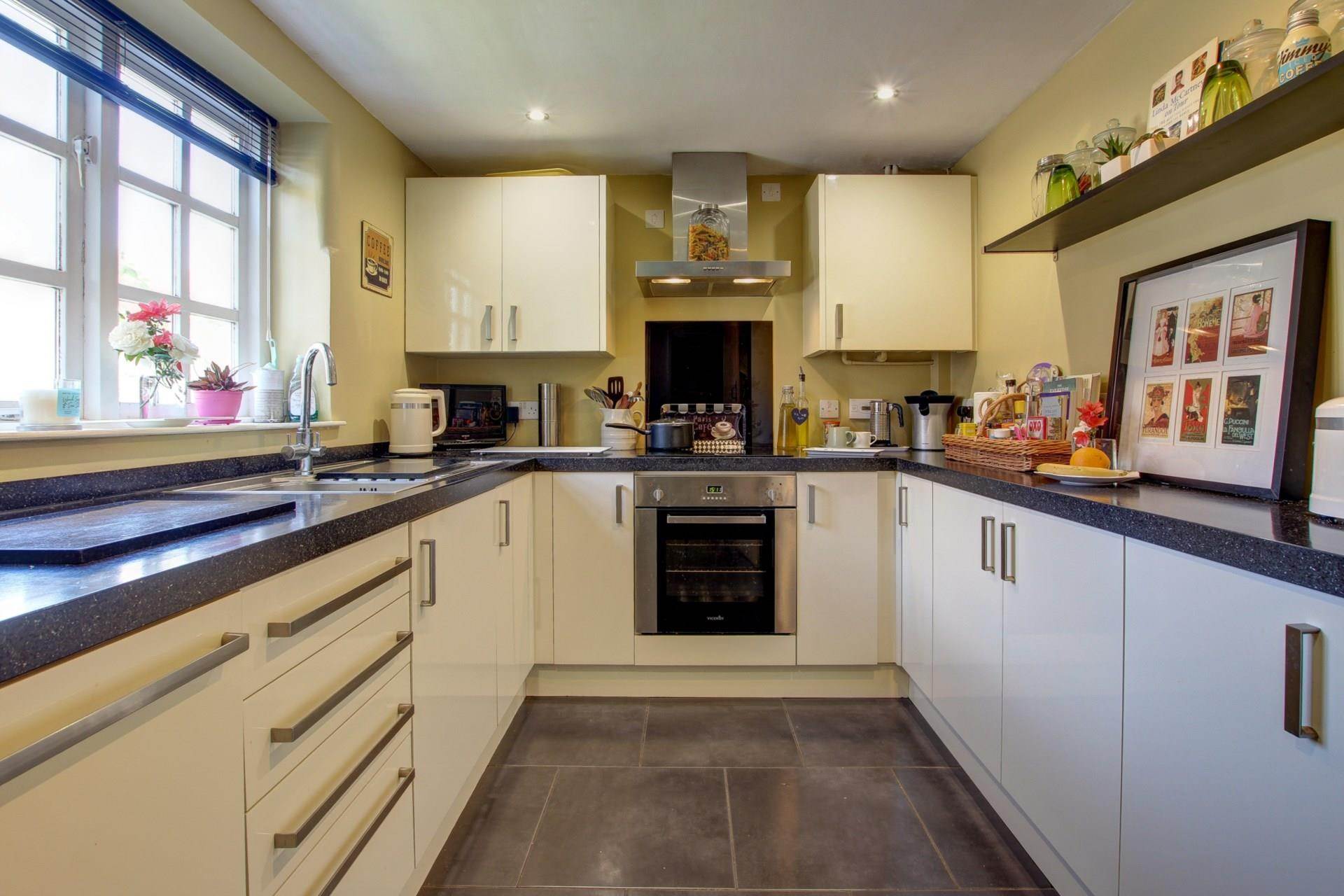 3 bed semi-detached house for sale in West Street, Winterborne Kingston  - Property Image 3
