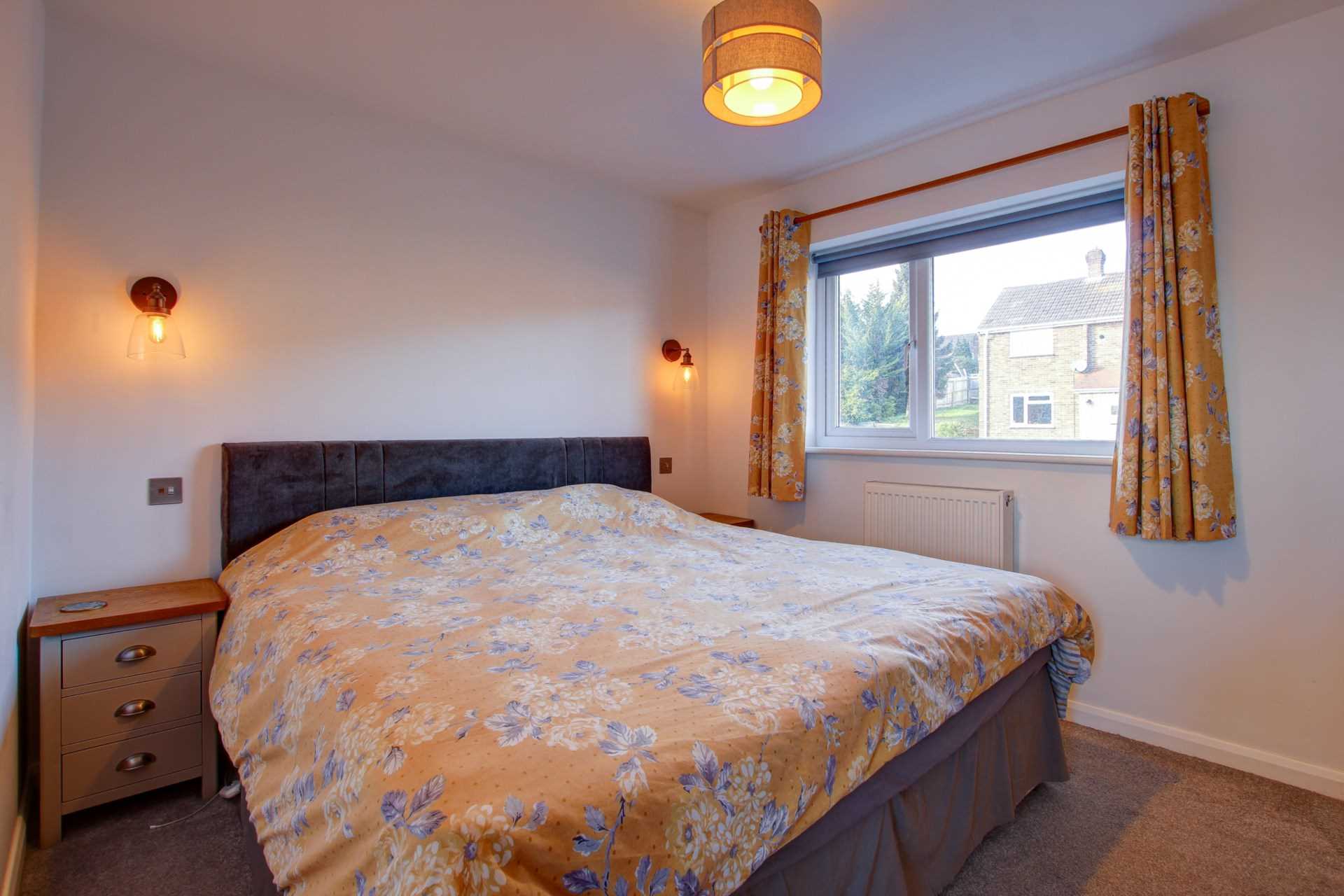 3 bed terraced house for sale in Elizabeth Road, Blandford Forum  - Property Image 6