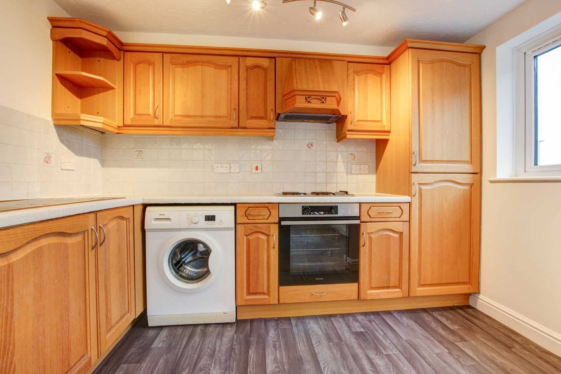 1 bed flat for sale in Clare House, Shaftesbury  - Property Image 2
