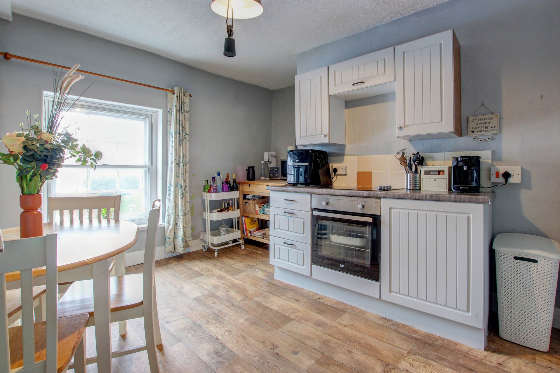 1 bed flat for sale in Market Place, Blandford Forum  - Property Image 7