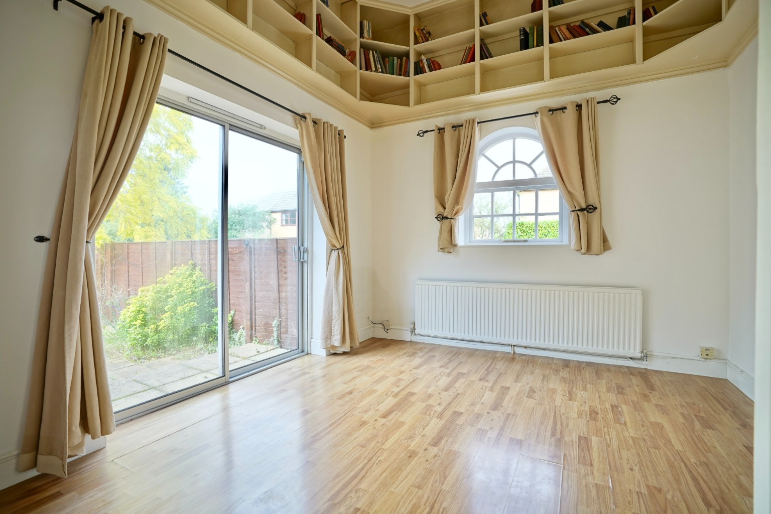 3 bed end of terrace house for sale in Limes Park, St Ives  - Property Image 3
