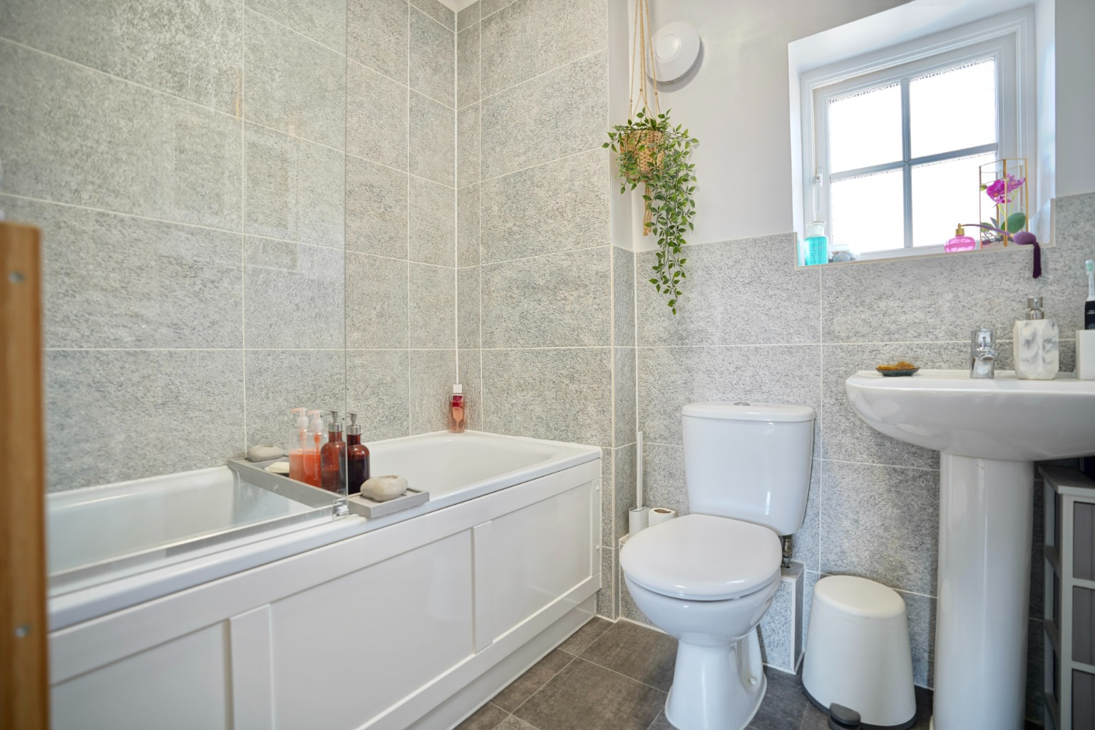 2 bed terraced house for sale in Bayley Road, Huntingdon 8