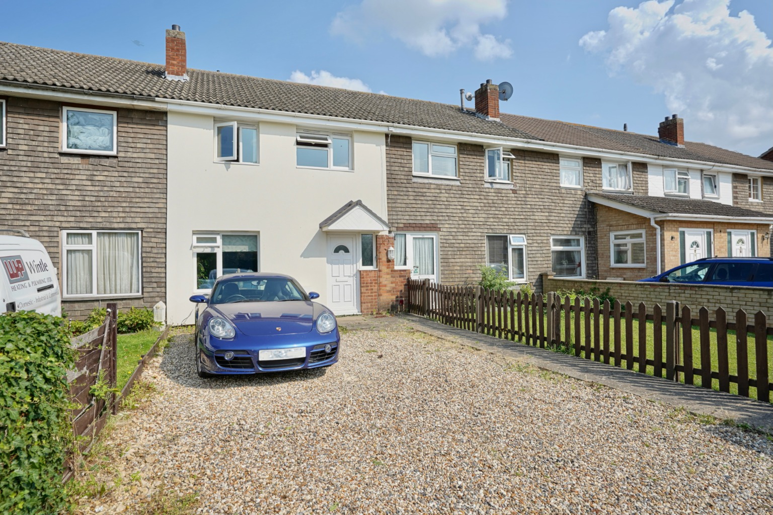 3 bed terraced house for sale in Sallowbush Road, Huntingdon - Property Image 1