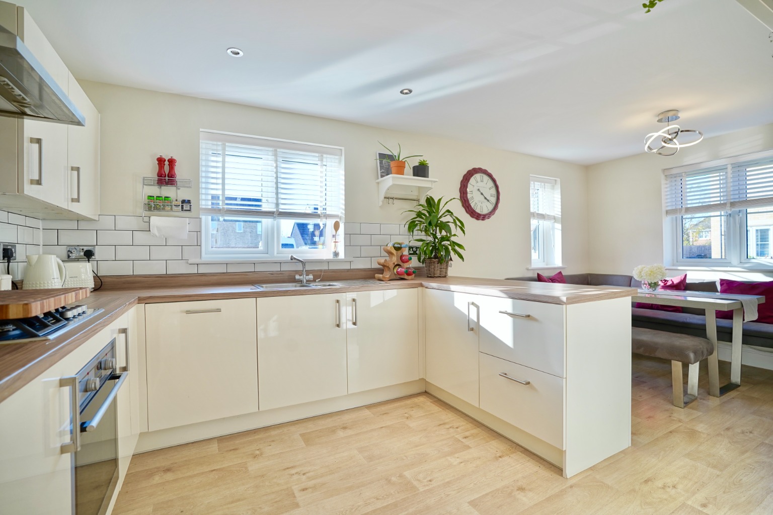 3 bed detached house for sale in 26 Apple Tree Close, Huntingdon 4