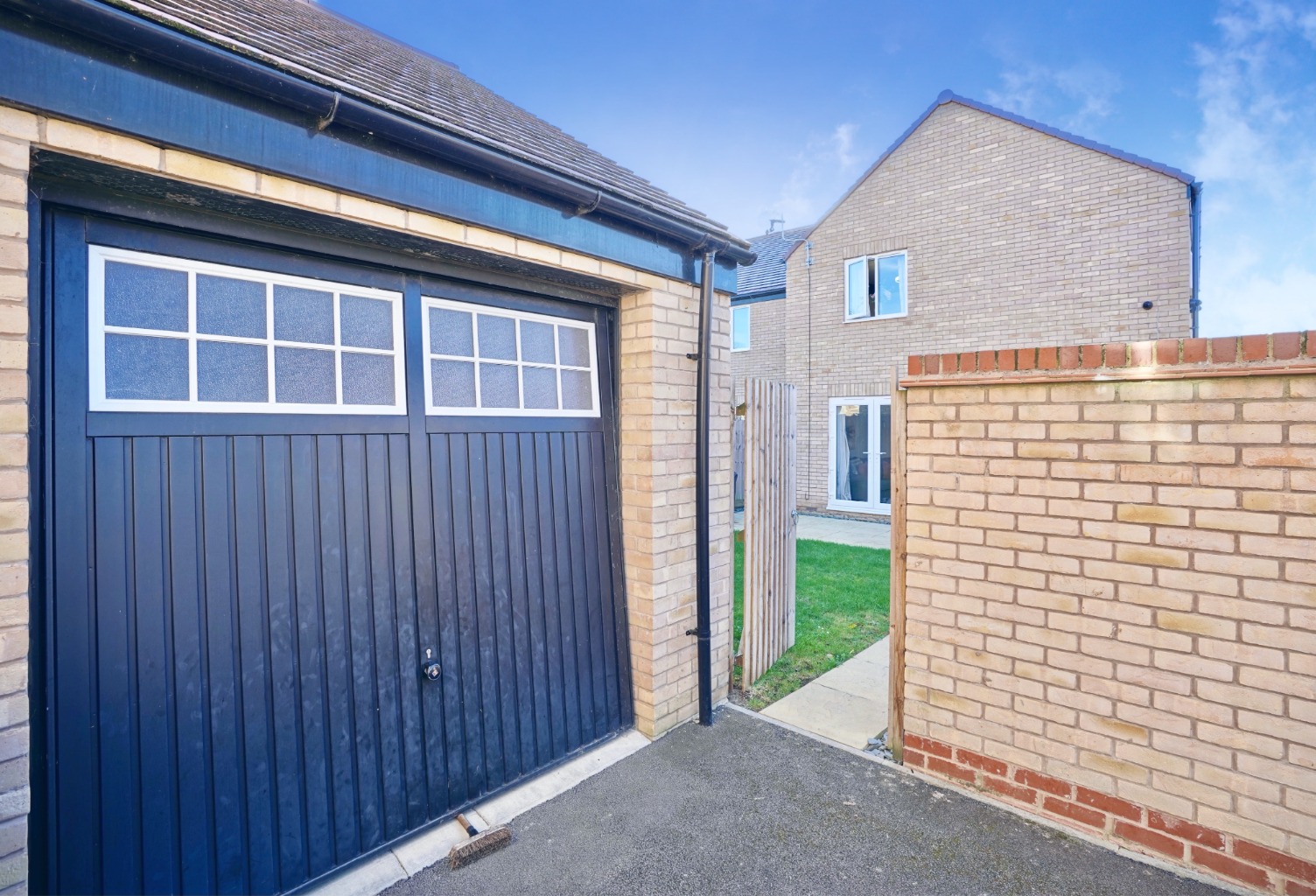 3 bed detached house for sale in Apple Tree Close, Huntingdon  - Property Image 15