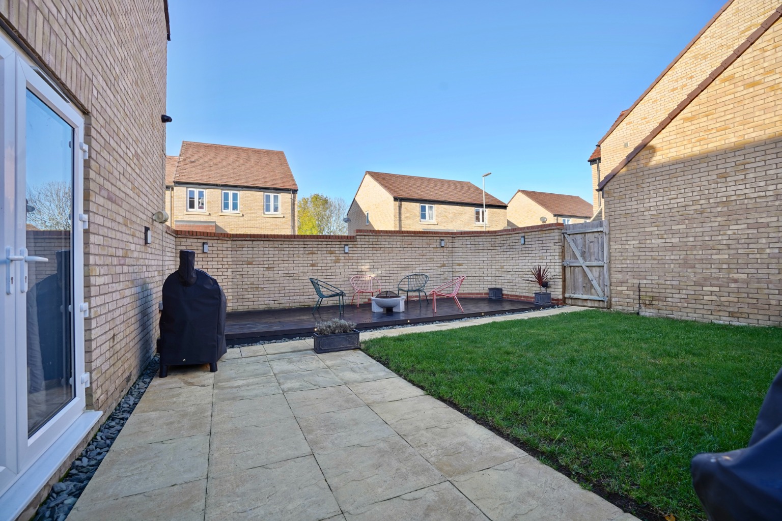 3 bed detached house for sale in 26 Apple Tree Close, Huntingdon 12