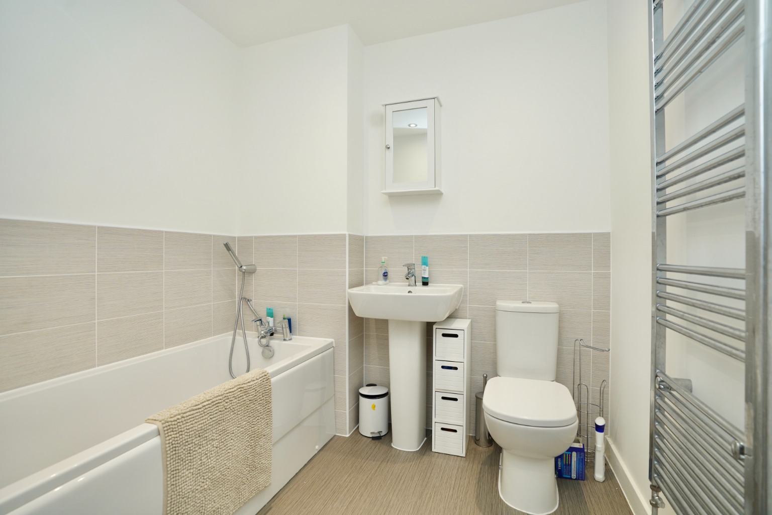 3 bed terraced house for sale in Gardener Crescent, Huntingdon 12