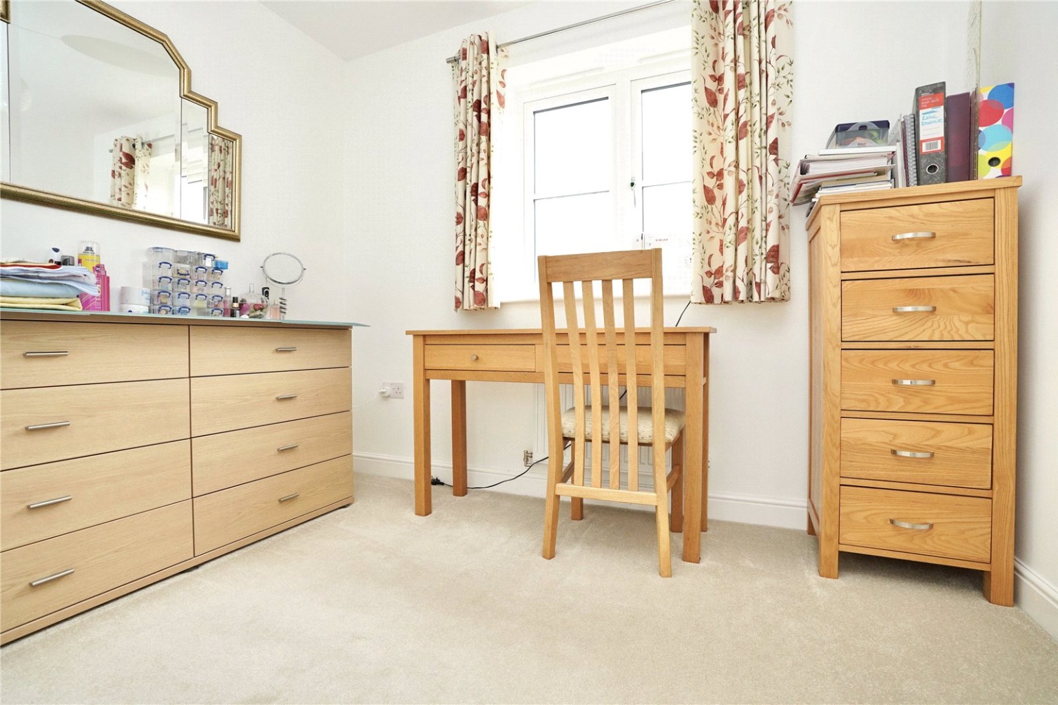 4 bed detached house for sale in Garnatte Drive, Huntingdon 11