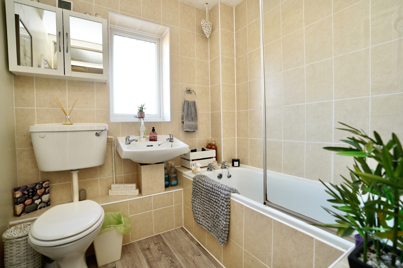 2 bed semi-detached house for sale in Stoney Close, Huntingdon  - Property Image 7