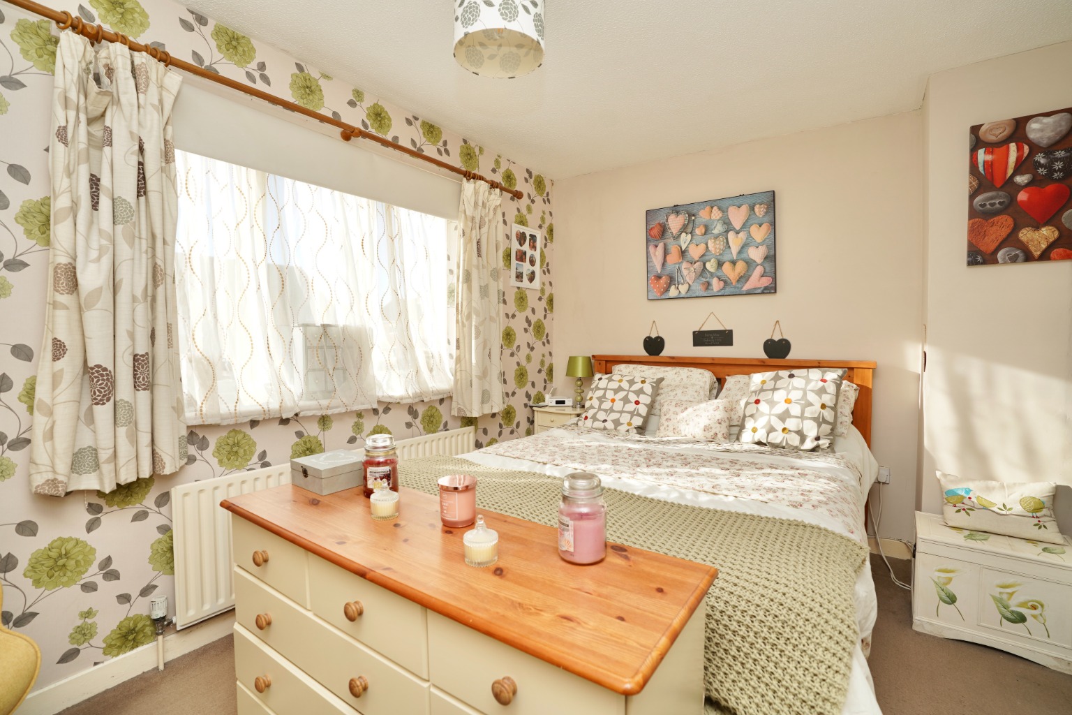 2 bed semi-detached house for sale in Stoney Close, Huntingdon  - Property Image 5