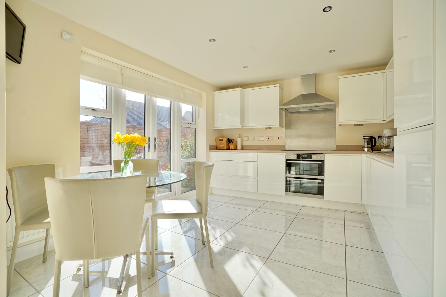 4 bed detached house for sale in Summers Hill Drive, Cambridge  - Property Image 2