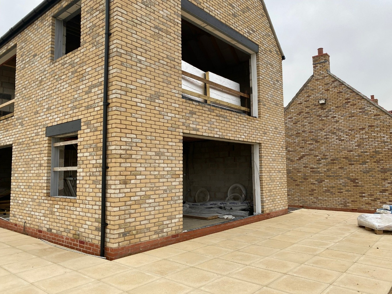 4 bed detached house for sale in Mill Road, Huntingdon 9