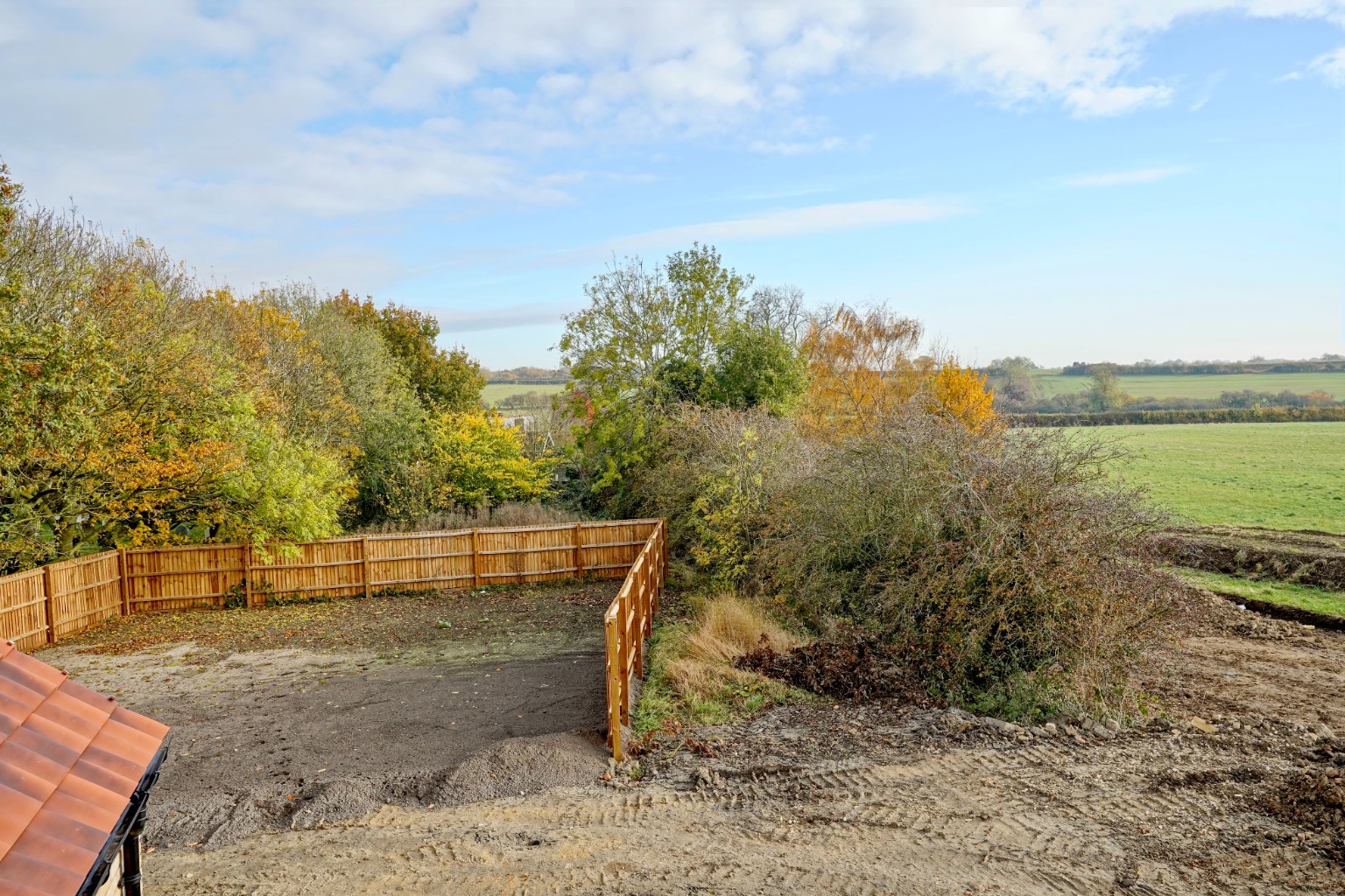 4 bed detached house for sale in Mill Road, Huntingdon 6