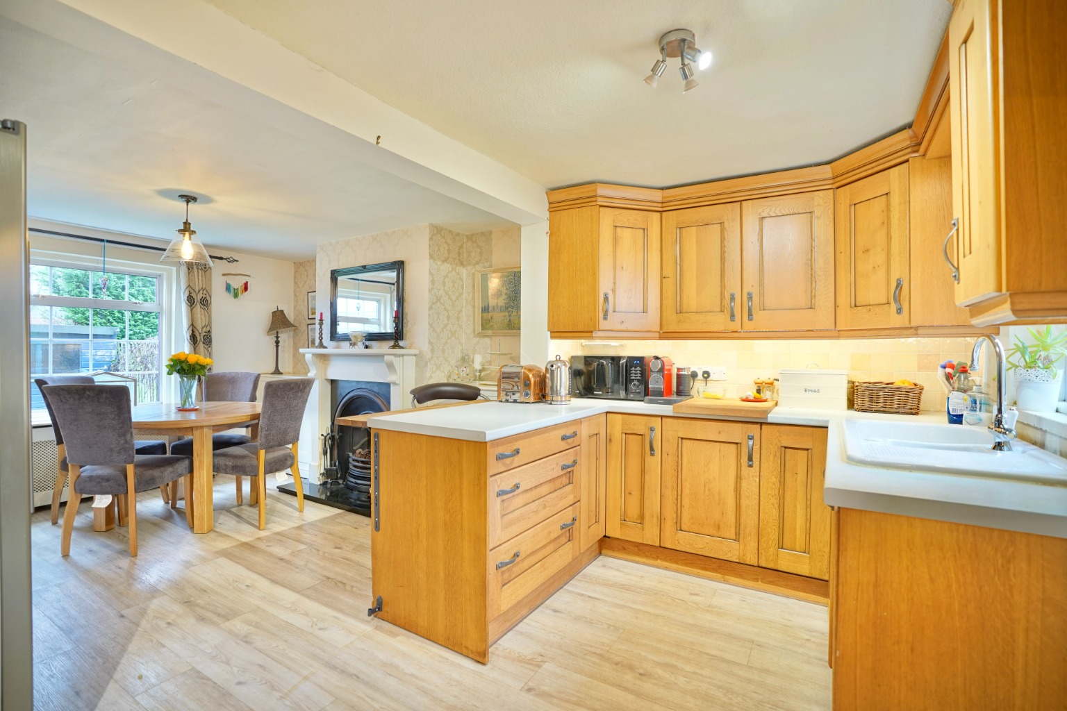 4 bed semi-detached house for sale in Laughtons Lane, Huntingdon  - Property Image 5