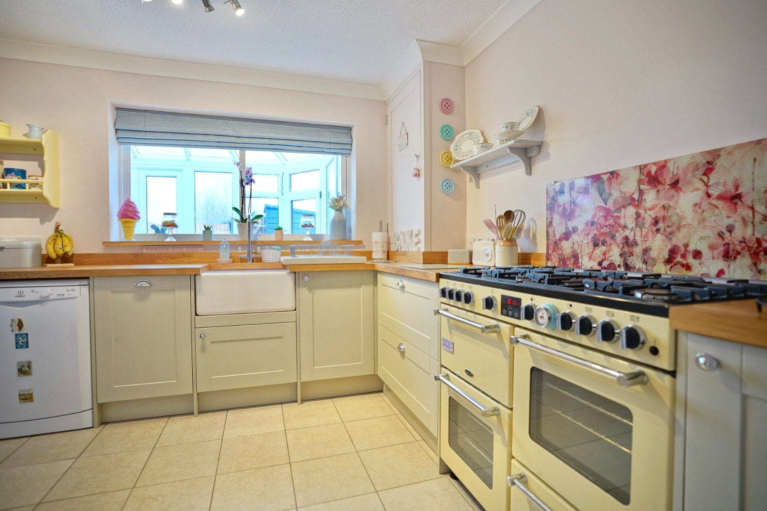 3 bed terraced house for sale in Drings Close, Cambridge  - Property Image 6